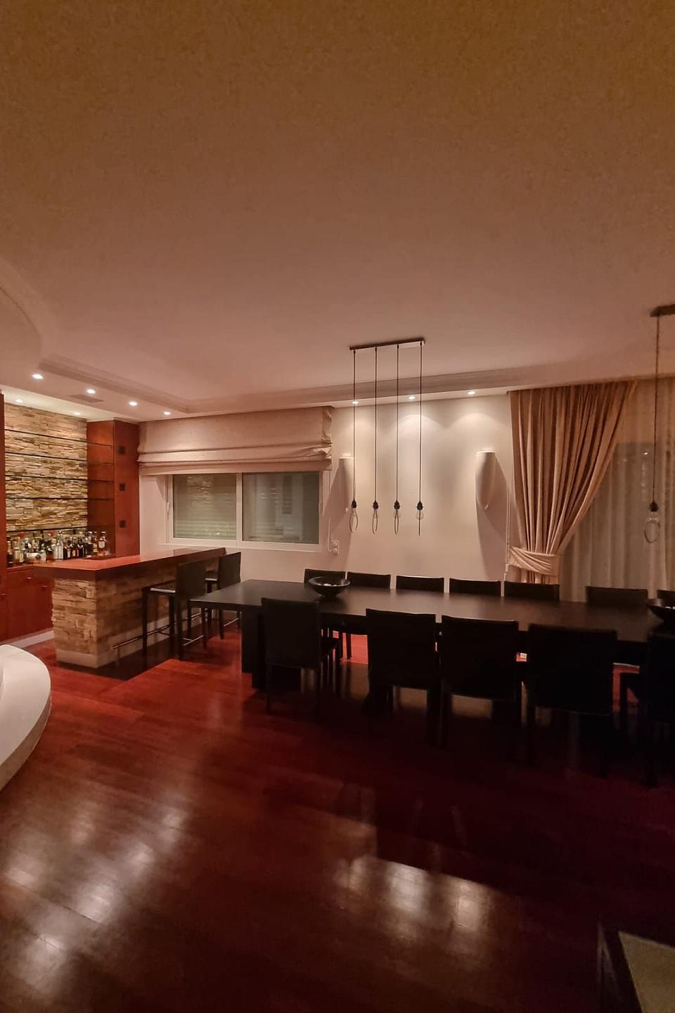 House of 1,020 m² for sale in Vouliagmeni 2935749586