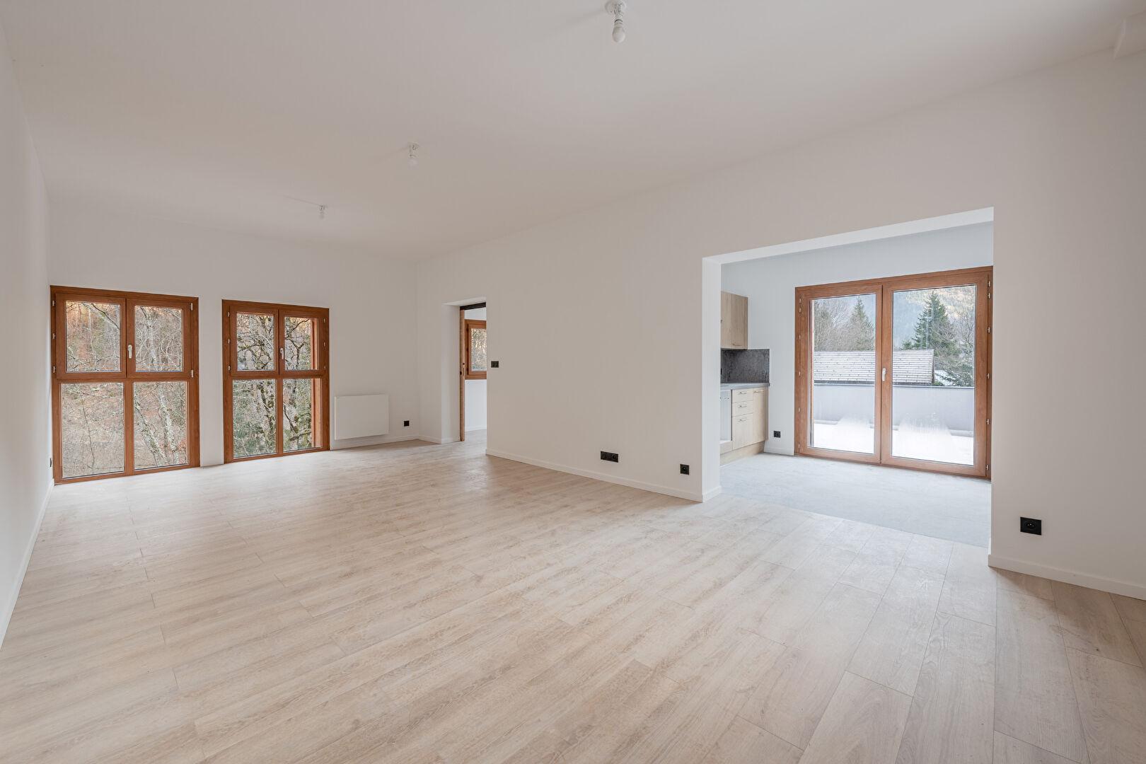 New 3-bedroom apartment - Large terrace for sale in Morzine 2940997513