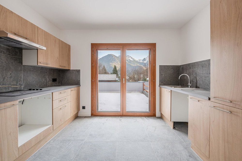 New 3-bedroom apartment – Large terrace for sale in Morzine 2940997513