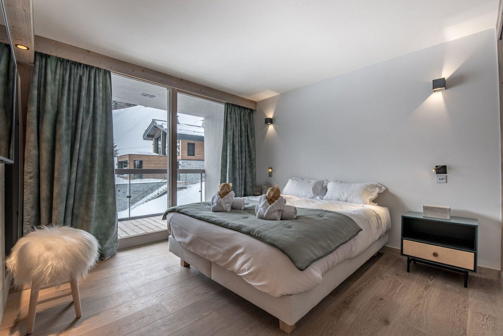 1-bedroom apartment + sleeping area in the heart of the resort for sale in Courchevel 3003727971
