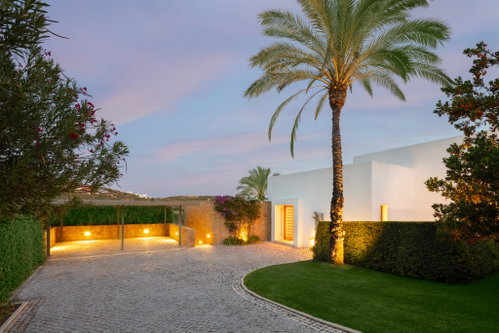 For sale: luxury villa with breathtaking views at Finca Cortesin Resort 3007707135