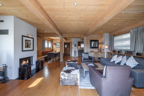 Chalet 4 bedrooms – Les Granges d’En Haut for sale in Chamonix 30437285