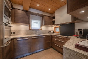 Chalet 4 bedrooms – Les Granges d’En Haut for sale in Chamonix 30437285