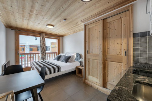 SOUTH-FACING STUDIO – SKI-IN/SKI-OUT for sale in Val Thorens 308156822