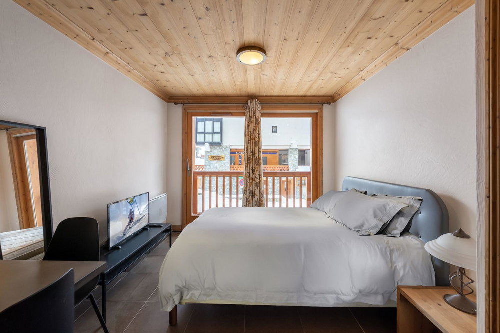SOUTH-FACING STUDIO – SKI-IN/SKI-OUT for sale in Val Thorens 308156822