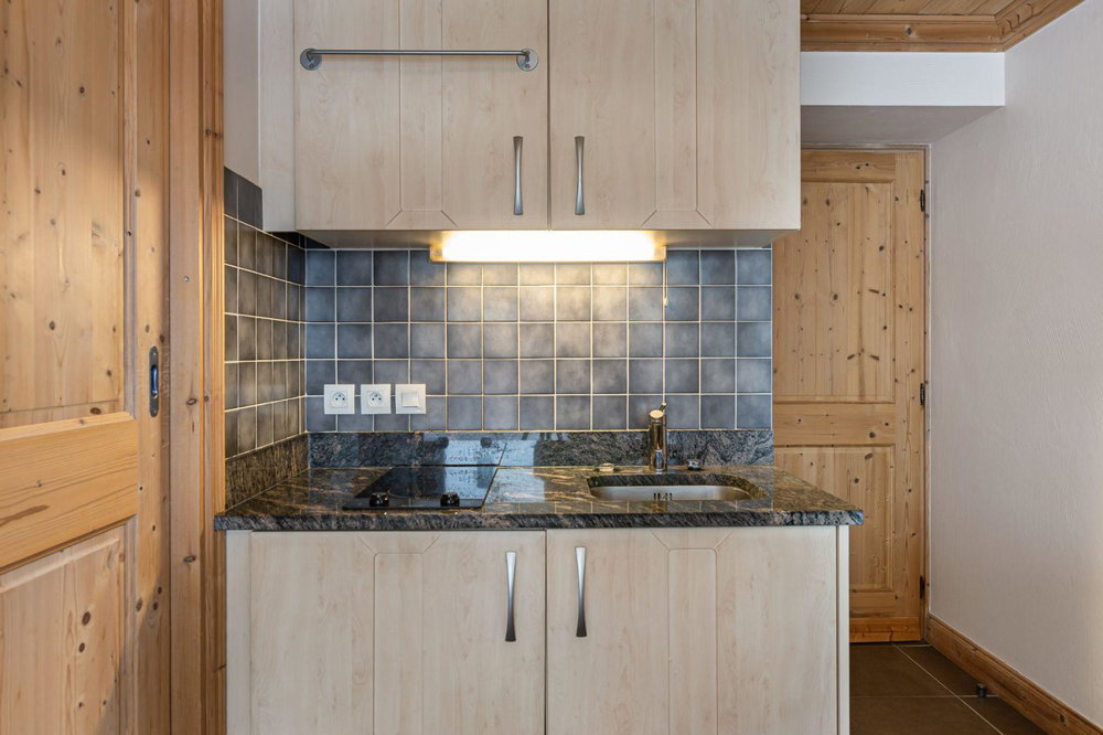 SOUTH-FACING STUDIO – SKI-IN/SKI-OUT for sale in Val Thorens 308156822