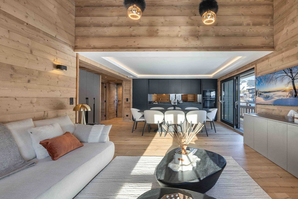 Top-floor duplex in the hills above Megève, 4 bedrooms for sale in Megeve 3113677270