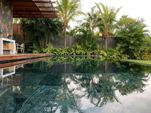 Exceptional luxury villa for sale with river and mountain views. 322030607