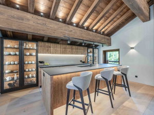 Luxury chalet – 5 bedrooms for sale in Meribel 3240861028