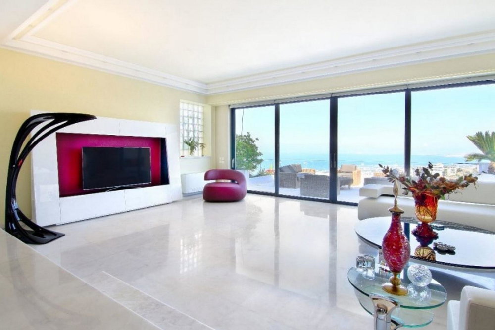 Villa of 520 m² for sale in Voula 3241920843