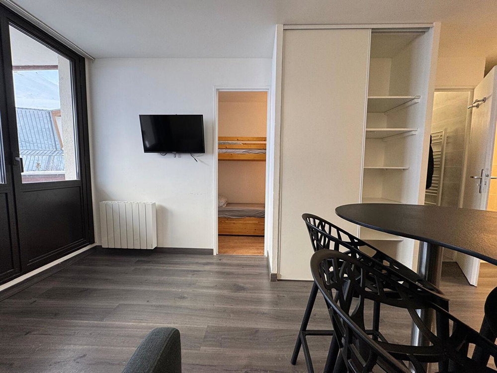 Studio on the slopes in Tignes Val Claret for sale in Tignes 3271088117