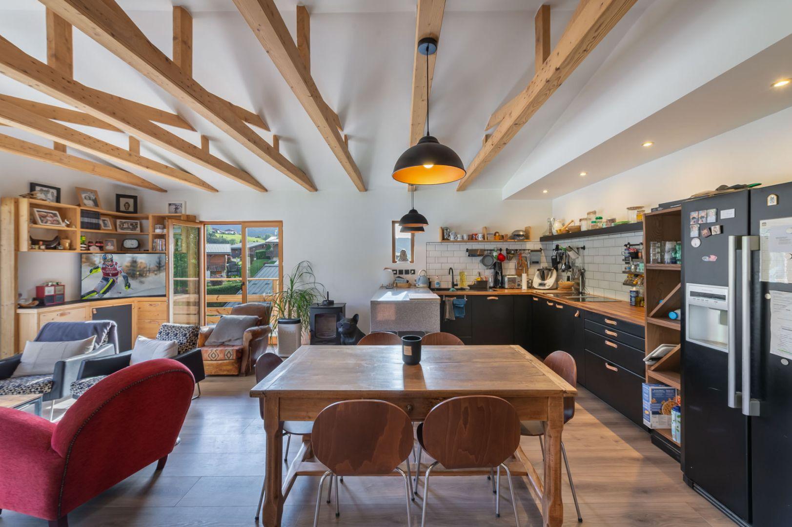 3-bedroom chalet - Mont Blanc views - Completely renovated for sale in Megeve 3454618311