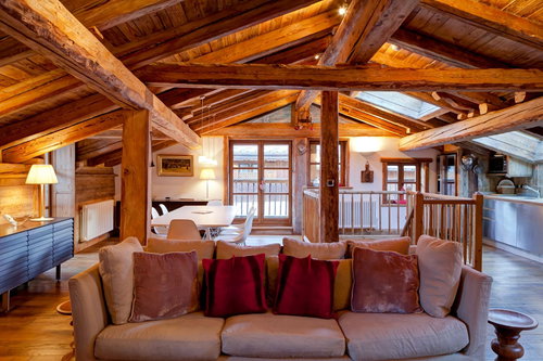 Village house – Resort center for sale in Courchevel 3595965936