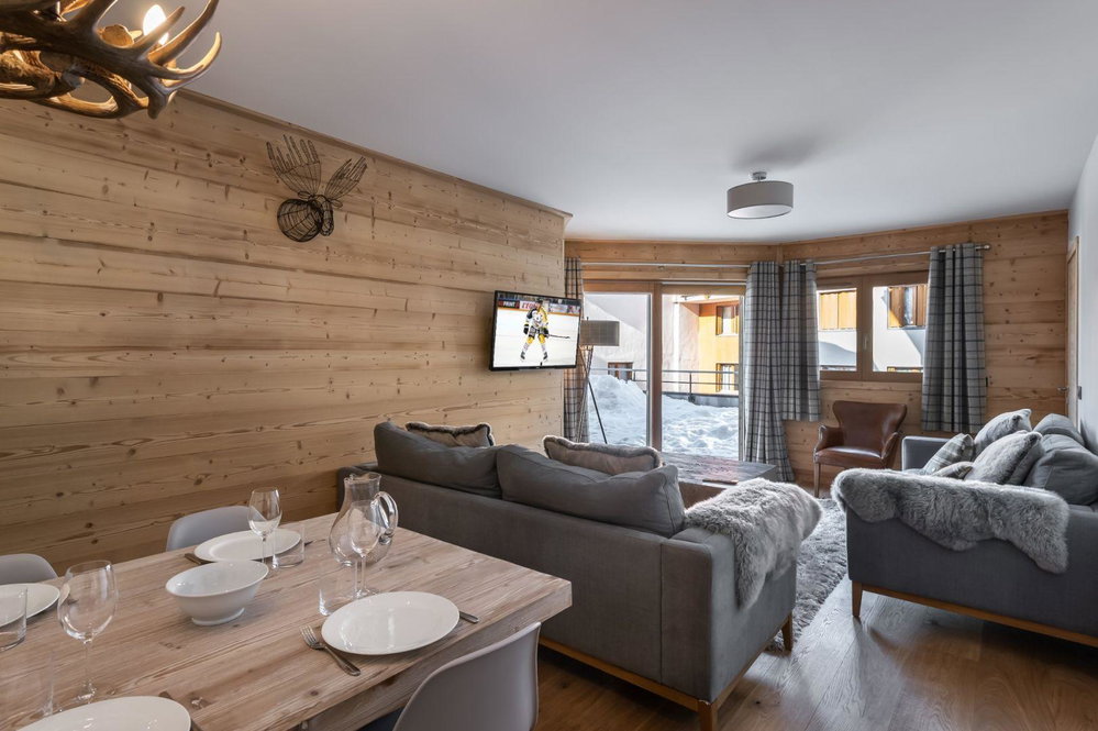 Recent apartment ideal for families – close to the slopes for sale in Courchevel 3652195928