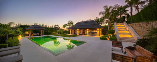 Calle Bach 5 : Sumptuous Classic Villa in Sierra Blanca, Marbella 3660330179