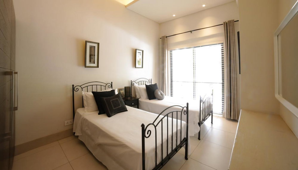Elegance and Prestige: Exceptional Duplex with Panoramic View in West Mauritius 3661319970
