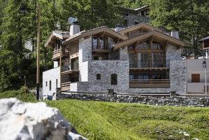 A haven of peace and comfort in the mountains 3667890120