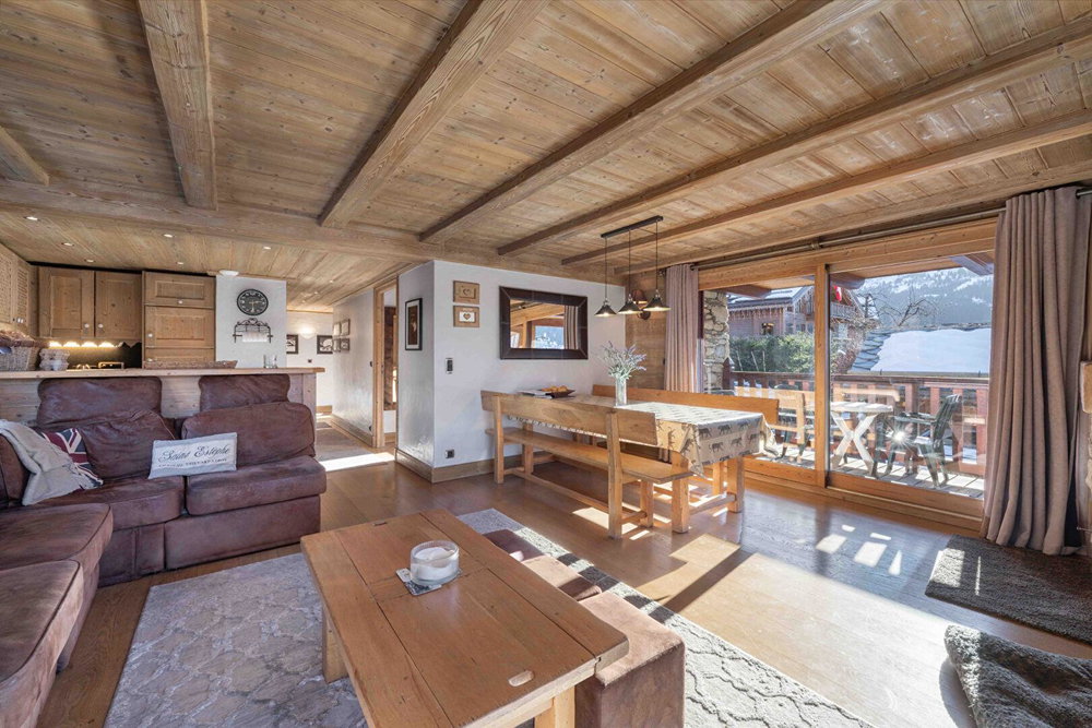 3-bedroom apartment – 90 metres from the slopes and chairlift for sale in Meribel 3714721325
