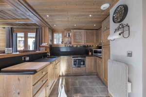 3-bedroom apartment – 90 metres from the slopes and chairlift for sale in Meribel 3714721325