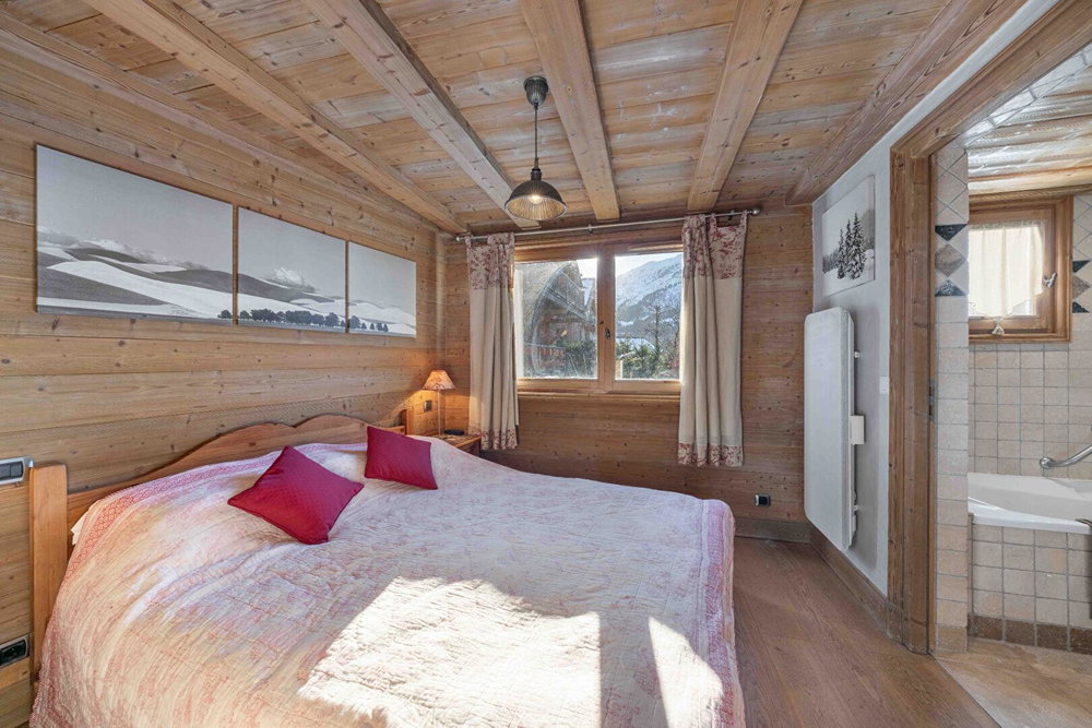 3-bedroom apartment – 90 metres from the slopes and chairlift for sale in Meribel 3714721325