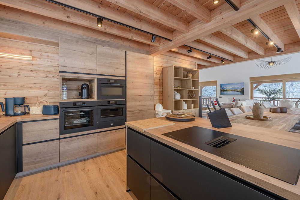 New luxury 6-bedrooms chalet – High-end services for sale in Morzine 3782675330