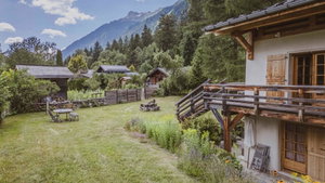 6-BEDROOM CHALET IN LES TINES EXCEPTIONAL VIEW for sale in Chamonix 3789780592