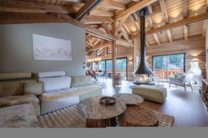 Spacious new 6-bedroom chalet – Central for sale in Morzine 385664727