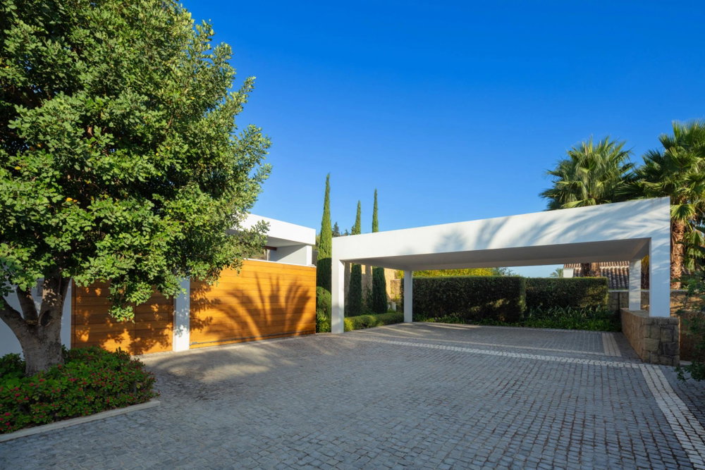 Frontline golf villa for sale in Finca Cortesin, Casares | Golfside Villa 6 4016858846