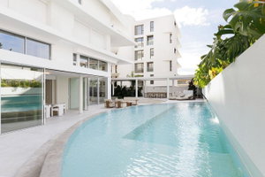 Maisonette of 360 m² for sale in Voula 4019531009