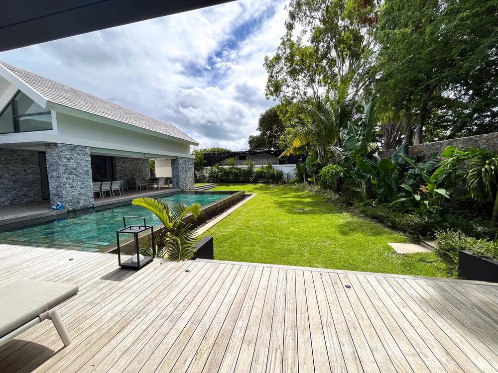 4-bedroom villa in Pereybere, elegance, serenity and prestigious location 4035457403
