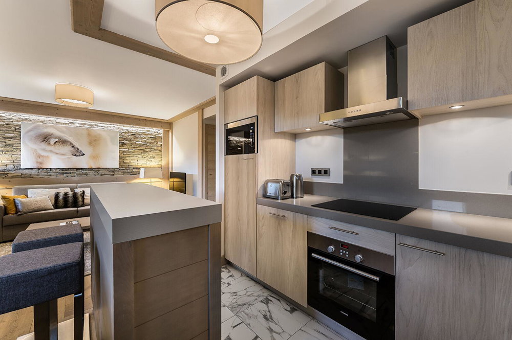 Ideally located two-bedroomed apartment for sale in Courchevel 4070057979