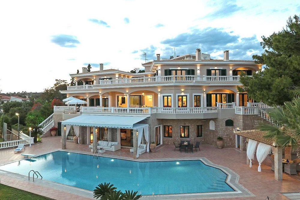 Luxury mansion of 1,000 m² for sale in Porto Heli 4098120519