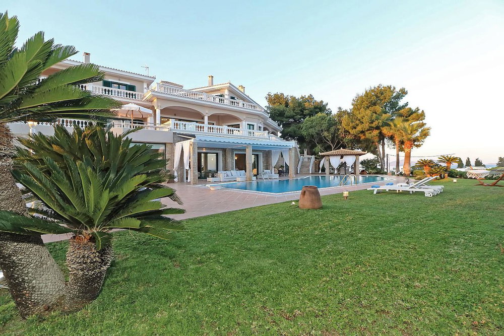 Luxury mansion of 1,000 m² for sale in Porto Heli 4098120519