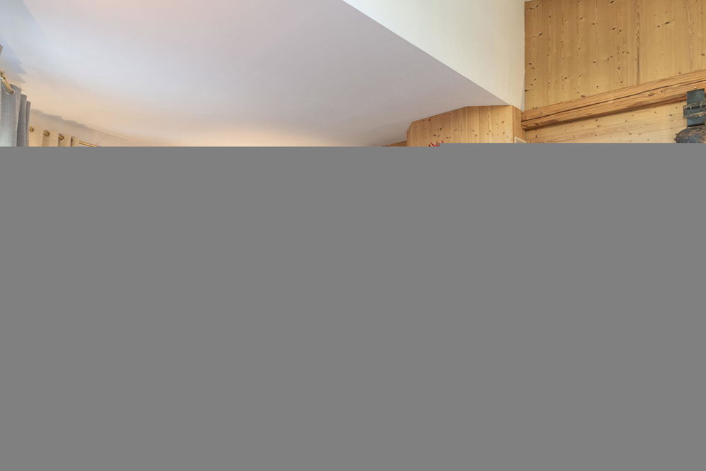 Architect-Designed 9-Room Chalet with View of La Muzelle ! Full South Exposure for sale in Les 2 Alpes 4256873686