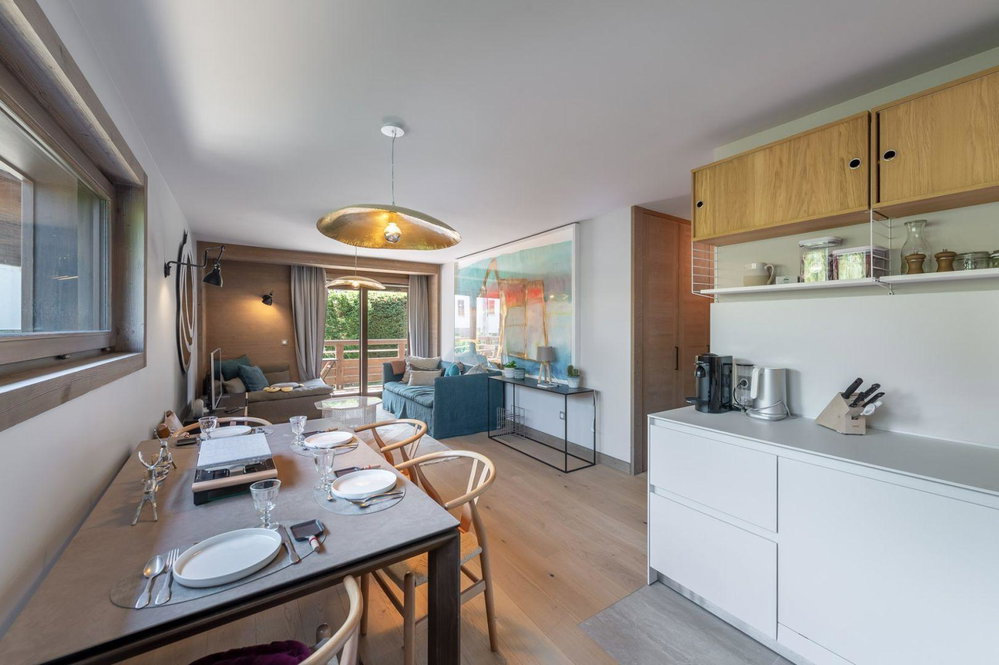Two bedrooms apartment in a brand new residence for sale in Megeve 461653701