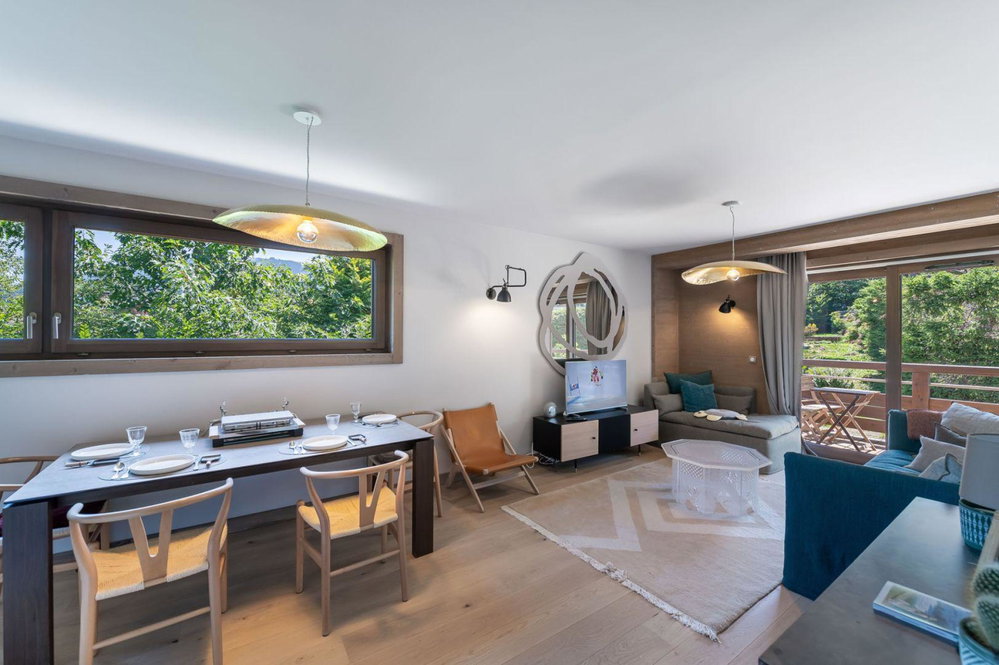 Two bedrooms apartment in a brand new residence for sale in Megeve 461653701