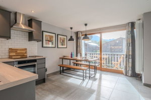 2 BEDROOM APARTMENT – COMPLETELY RENOVATED for sale in Morzine 484781107