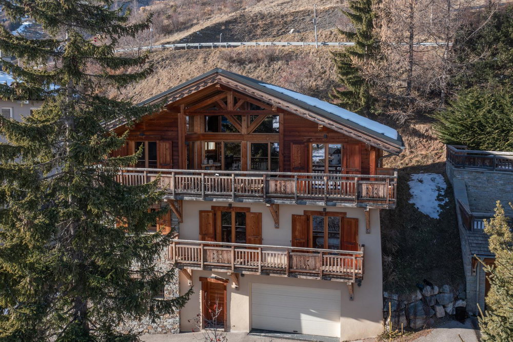Exceptional Chalet 8 Rooms – Luxury, Spaciousness, and High-End Amenities for sale in Les 2 Alpes 502251575