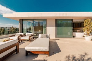 Penthouse of 145 m² for sale in Vouliagmeni 506473468