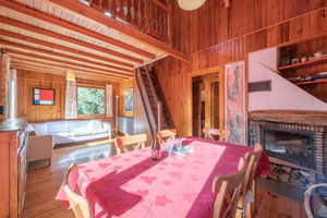 Charming Chalet on 1,028 m² of Buildable Land – 200m from piste for sale in Les 2 Alpes 587651898