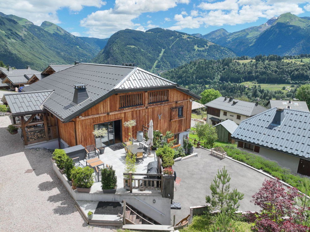 AUTHENTIC HIGH-END RENOVATED FARMHOUSE for sale in Morzine 732266478