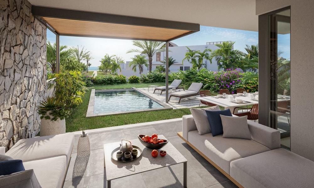 Exclusive penthouse with pool and sea view for sale on the west coast of Mauritius. 75044697