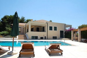 Villa of 460 m² for sale in Oropos 792887391