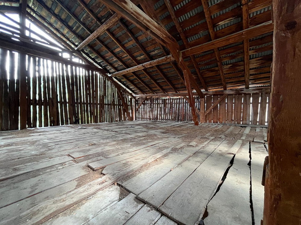 Barn to renovate in a charming village for sale in Meribel 817392598