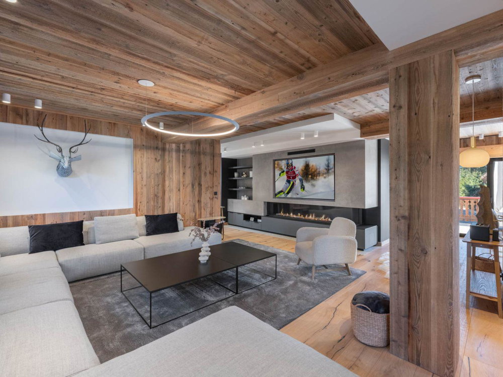 6 bedroom chalet – close to the skis slpoes for sale in Megeve 929748741
