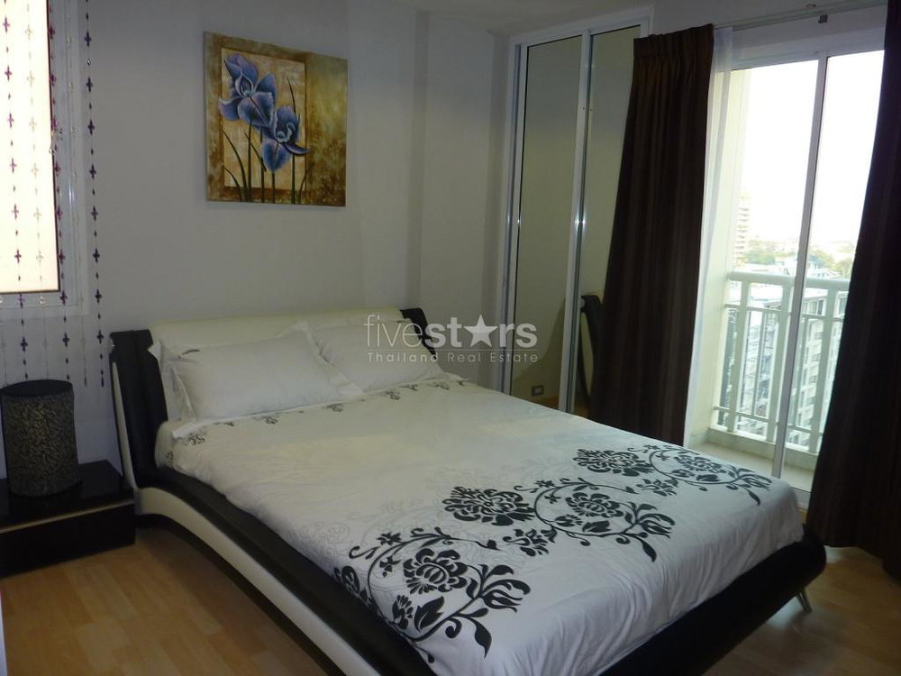 Highrise 2 bedroom condo available 1845986492