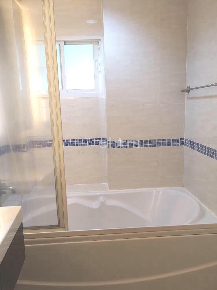 One bedroom apartment for sale in Ekamai 3500868872