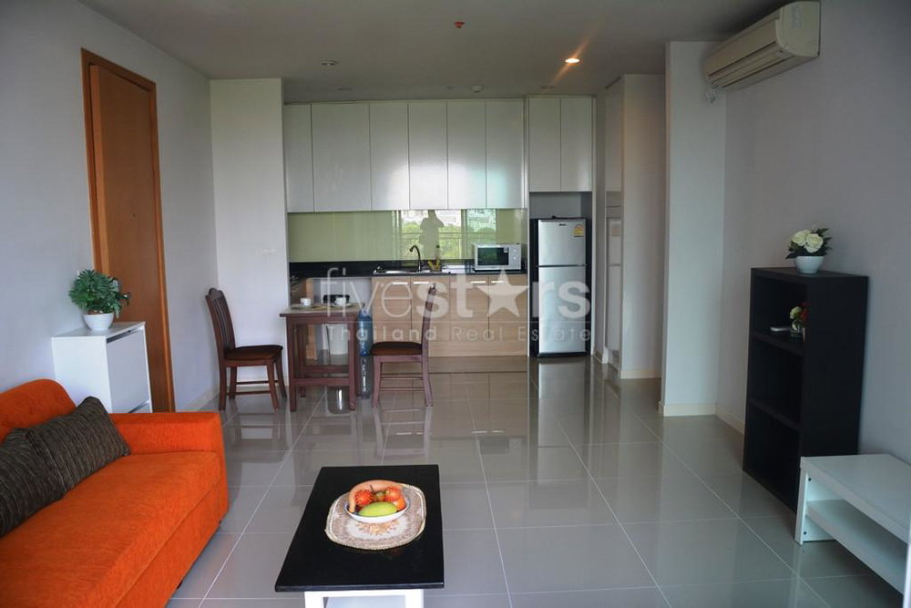 Spacious 1-bedroom condo in Petchaburi-Nana area 2538167597