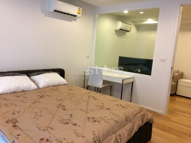 1 bedroom condominium for sale close to BTS and MRT 1235068321