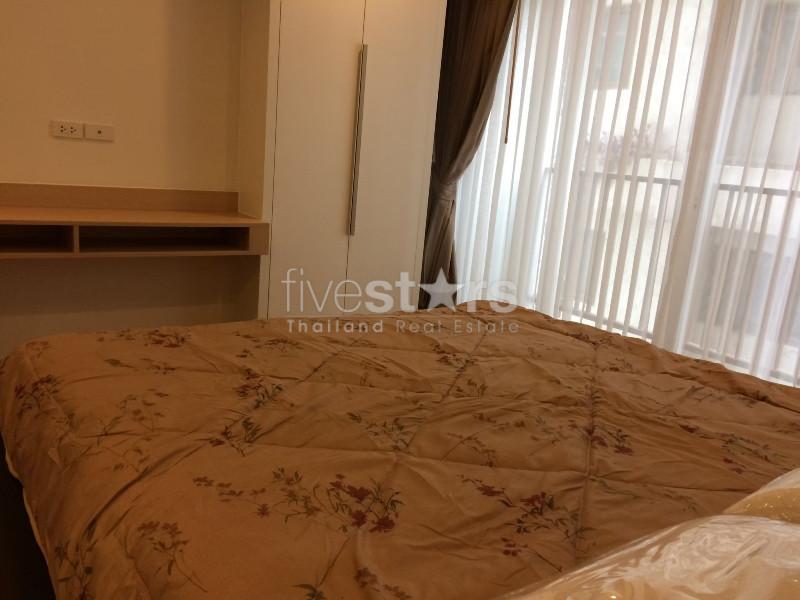 1 bedroom condominium for sale close to BTS and MRT 1235068321